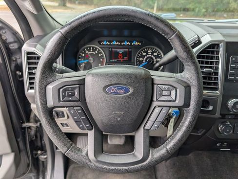 Used 2015 Ford F150 XLT w/ Equipment Group 301A Mid image 17