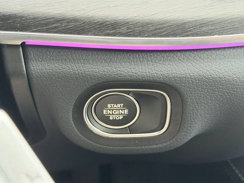Certified 2025 Mercedes-Benz GLE 450e 4MATIC image 26