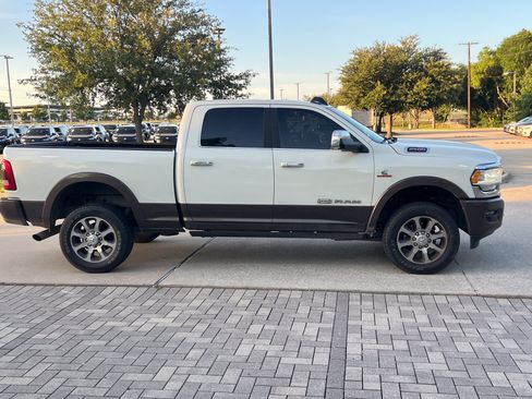 Used 2022 RAM 2500 Limited AWD/4WD image 11