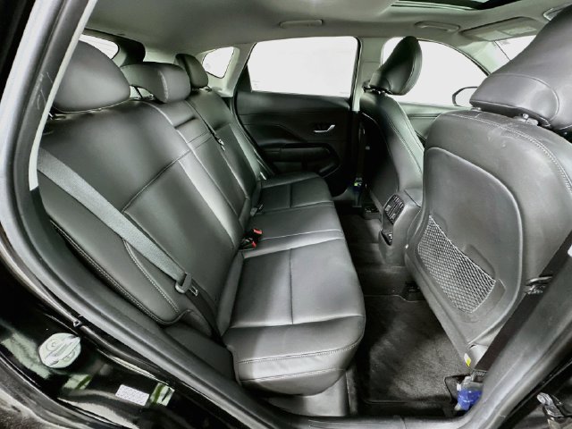 Used 2024 Hyundai Kona Limited AWD/4WD image 27