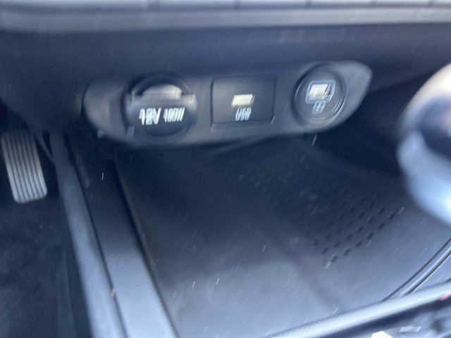 Used 2023 Hyundai Elantra SEL w/ Convenience Package FWD image 33