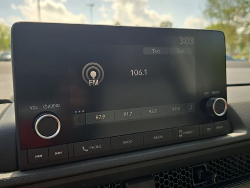 Used 2024 Honda CR-V EX image 22