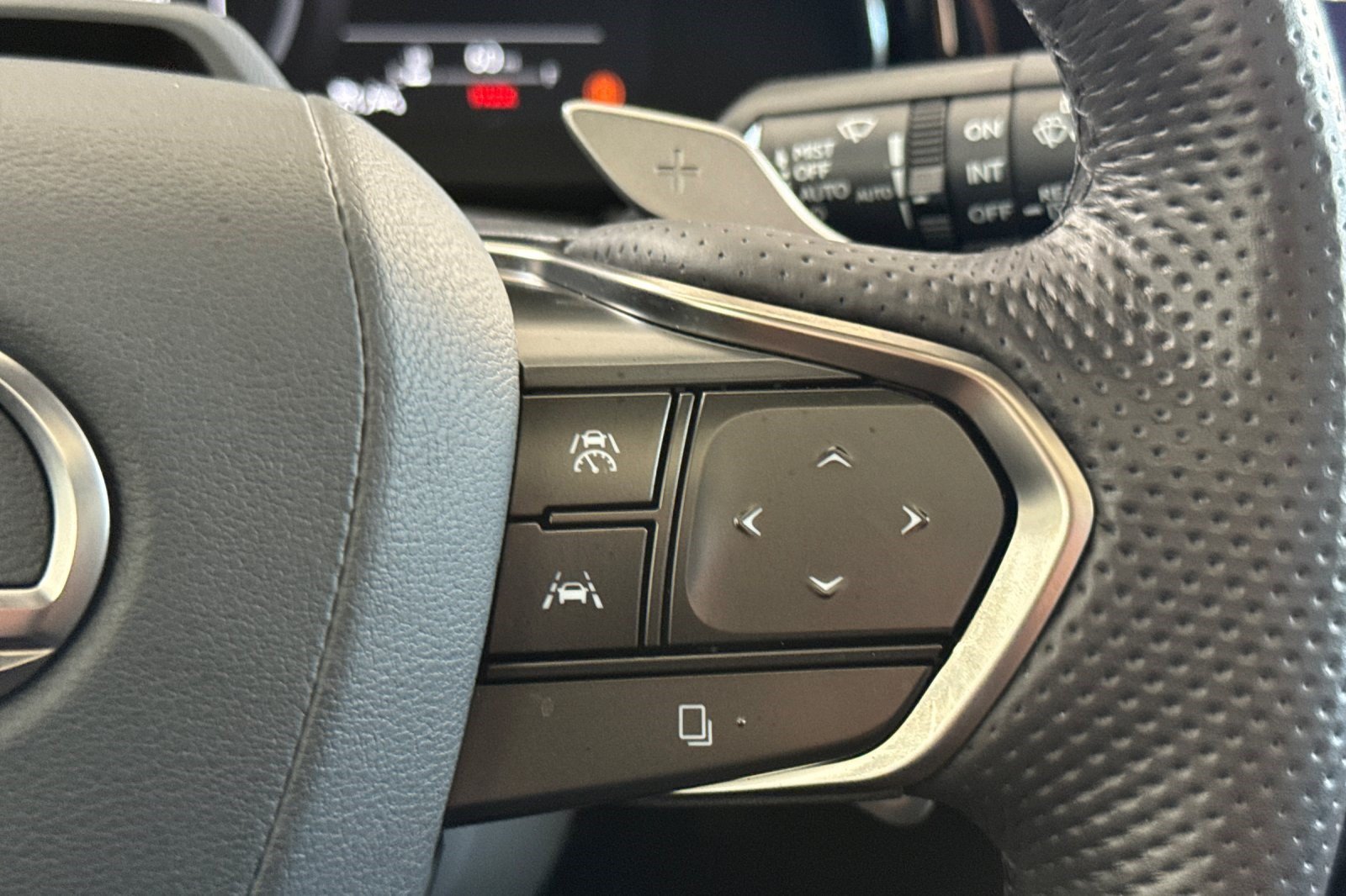 Certified 2026 Lexus TX 500h AWD w/ Technology Package image 34