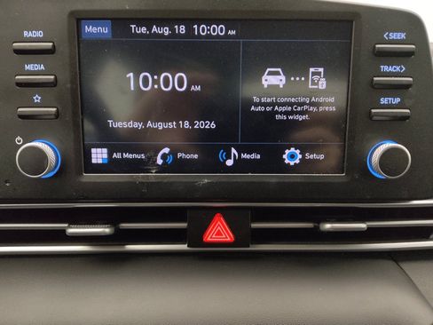 Used 2024 Hyundai Elantra SE FWD image 25