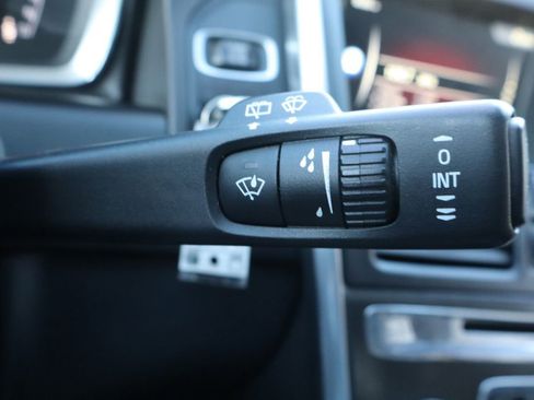 Used 2016 Volvo XC60 T5 Premier image 33