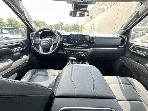 Used 2023 GMC Sierra 1500 SLT w/ SLT Premium Package AWD/4WD image 20
