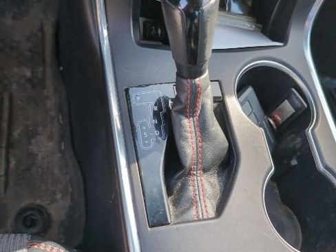 Used 2016 Toyota Camry SE image 13