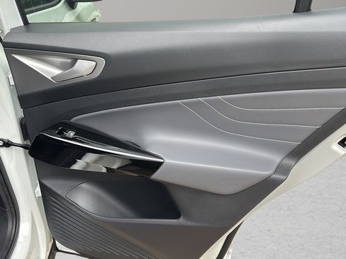 New 2026 Volkswagen ID.4 Pro S RWD image 12