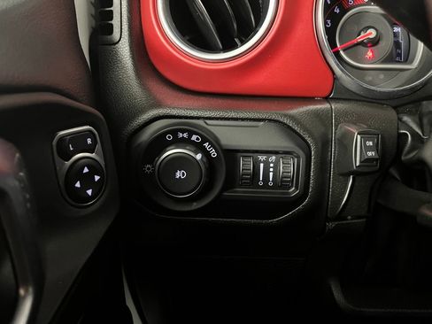 Used 2022 Jeep Wrangler Unlimited Rubicon w/ Steel Bumper Group image 28