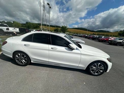Used 2018 Mercedes-Benz C 300 Sedan image 27