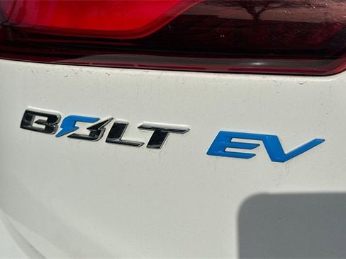 Used 2019 Chevrolet Bolt LT image 6