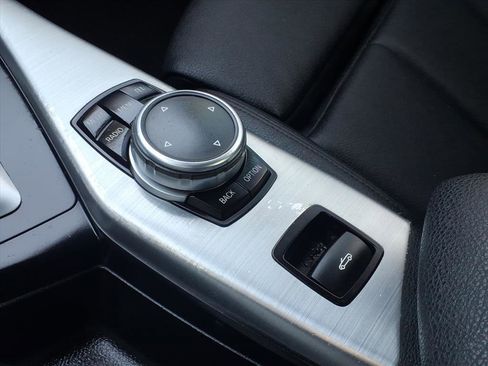 Used 2016 BMW 228i Convertible image 22