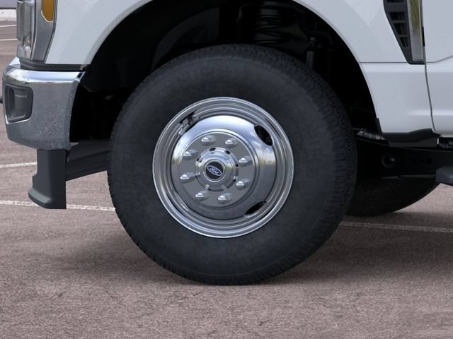 New 2026 Ford F350 XL w/ XL Chrome Package AWD/4WD image 19