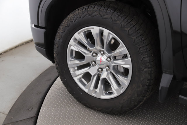 Used 2024 GMC Sierra 1500 Denali AWD/4WD image 13