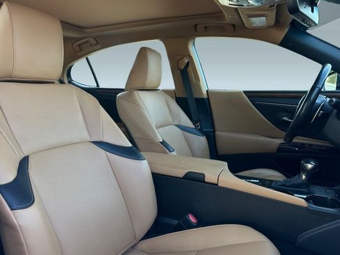 Used 2024 Lexus ES 350 w/ Premium Package FWD image 25