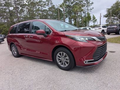 Used 2023 Toyota Sienna XLE
