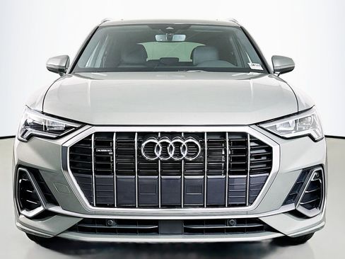 New 2025 Audi Q3 2.0T Premium image 2