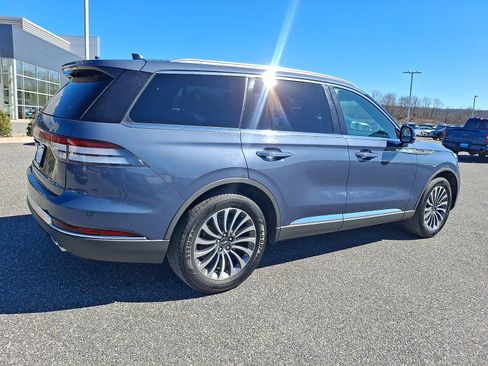 Used 2021 Lincoln Aviator Reserve w/ Equipment Group 201A image 6