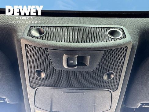 Used 2015 Ford F150 Platinum w/ Equipment Group 701A Luxury image 23