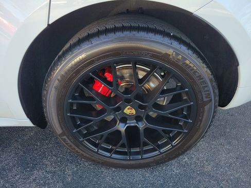 Used 2021 Porsche Macan GTS image 33