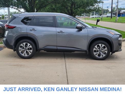 Certified 2023 Nissan Rogue SV w/ SV Premium B Package AWD/4WD image 2