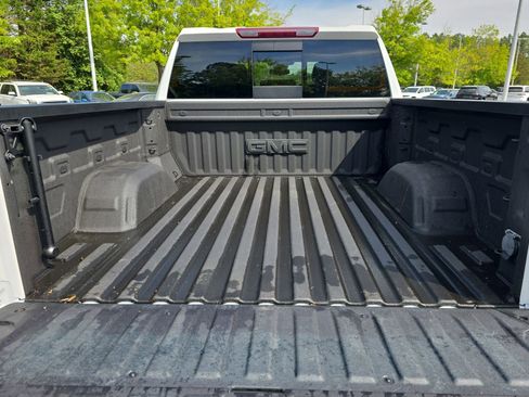 Used 2024 GMC Sierra 1500 Elevation w/ Preferred Package AWD/4WD image 14