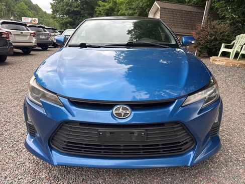 Used 2015 Scion tC FWD image 2