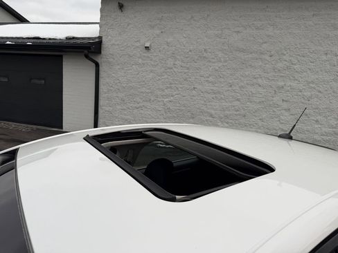 Used 2015 Ford Fusion SE image 8