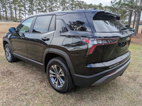 New 2026 Chevrolet Equinox LT w/ Convenience Package II image 6