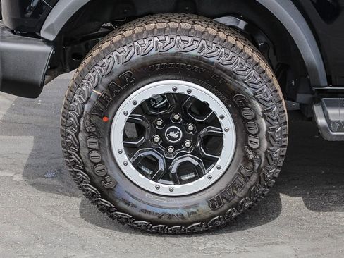 New 2026 Ford Bronco Outer Banks w/ Sasquatch Package AWD/4WD image 11