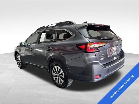 Used 2024 Subaru Outback Premium AWD/4WD image 7
