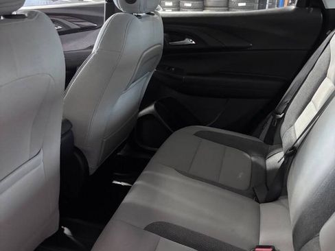 Used 2023 Chevrolet TrailBlazer LS w/ LPO, Blackout Package AWD/4WD image 7