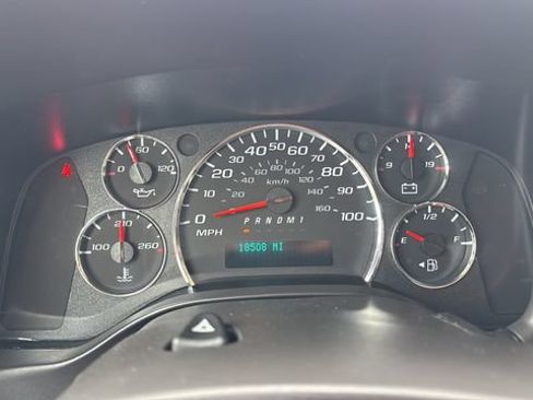 Used 2024 GMC Savana 2500 w/ Driver Convenience Package RWD image 14