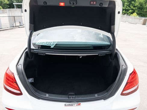 Used 2019 Mercedes-Benz E 450 4MATIC Sedan w/ Premium Package image 50