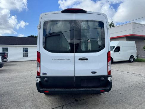 Used 2020 Ford Transit 250 Medium Roof AWD w/ Load Area Protection Package image 8