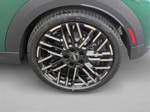 New 2026 MINI Cooper 2-Door Hardtop FWD image 10