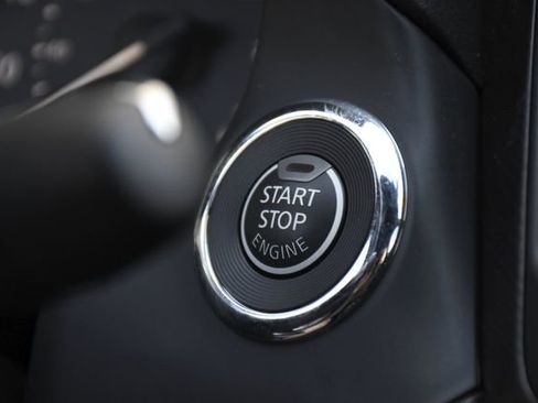 Used 2023 INFINITI Q50 Sensory image 18