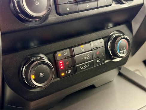 Used 2019 Ford F150 XLT w/ Equipment Group 302A Luxury image 15