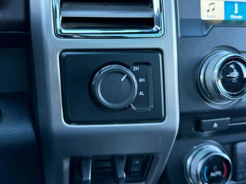 Used 2017 Ford F350 Platinum w/ Platinum Ultimate Package image 16