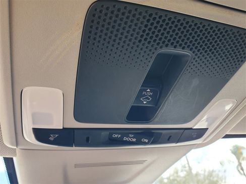 Used 2023 Honda CR-V EX-L image 32