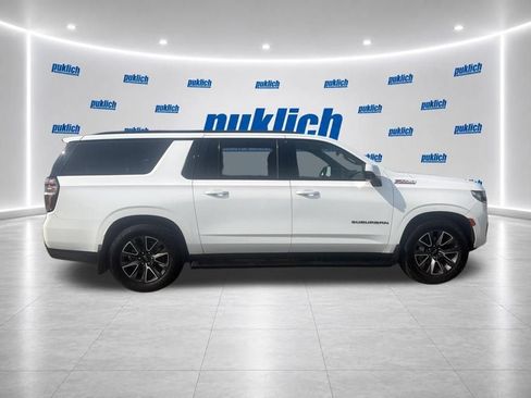 Certified 2023 Chevrolet Suburban Z71 w/ Z71 Off-Road Package AWD/4WD image 4