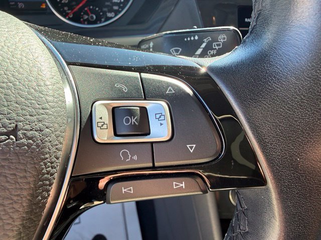 Used 2018 Volkswagen Tiguan SE AWD/4WD image 28