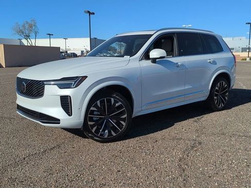 New 2026 Volvo XC90 B6 Plus w/ Protection Package Premier image 2