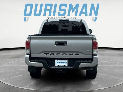 Used 2020 Toyota Tacoma TRD Sport image 6