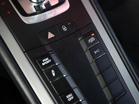 Used 2015 Porsche 911 GT3 image 35