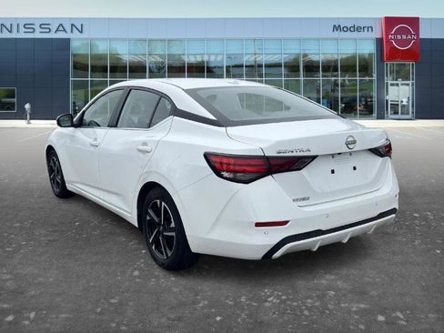 Certified 2024 Nissan Sentra SV image 7