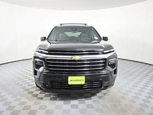 Used 2025 Chevrolet Traverse High Country w/ LPO, Floor Liner Package AWD/4WD image 10