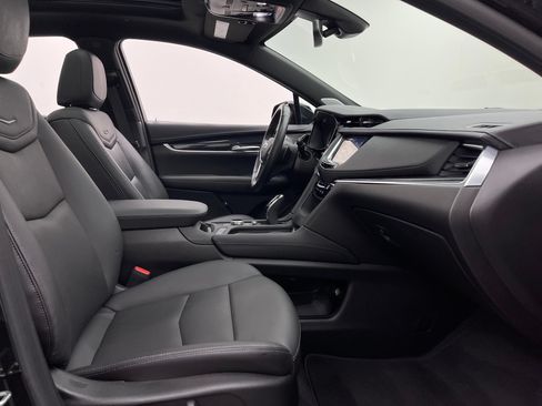 Used 2023 Cadillac XT5 Premium Luxury FWD image 36