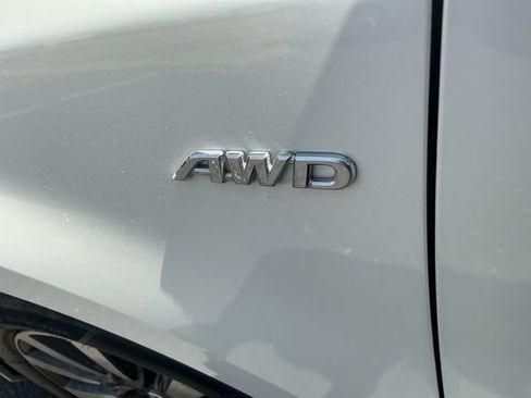 Used 2018 Toyota Sienna XLE AWD/4WD image 17
