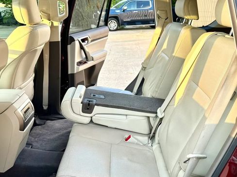 Used 2019 Lexus GX 460 Premium w/ Premium Package AWD/4WD image 15